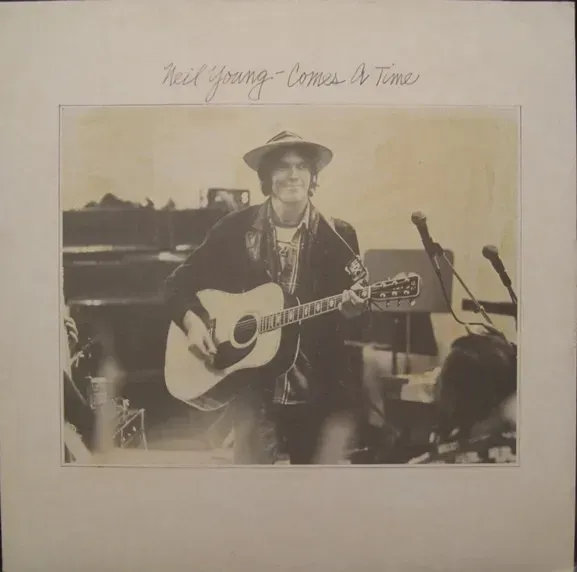 Neil Young - Comes A Time - Bild 1